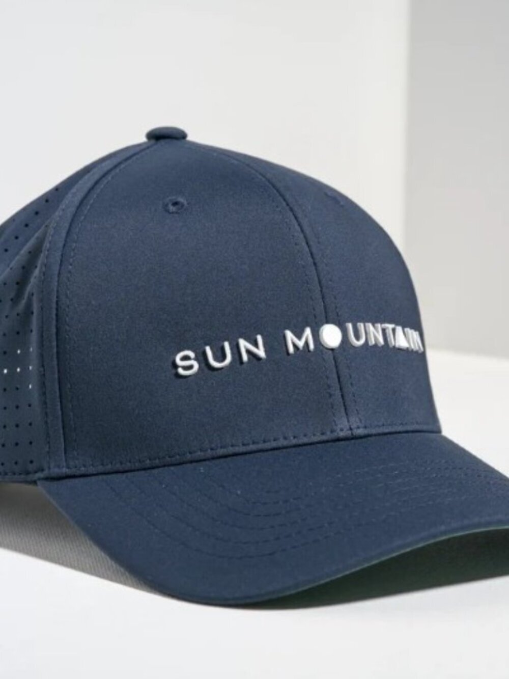 NWT Sun Mountain Perforated Performance Golf Hat - Navy